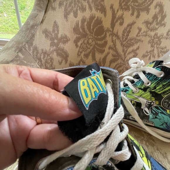 Converse Chuck Taylors Marvel Batman high tops - Picture 8 of 12